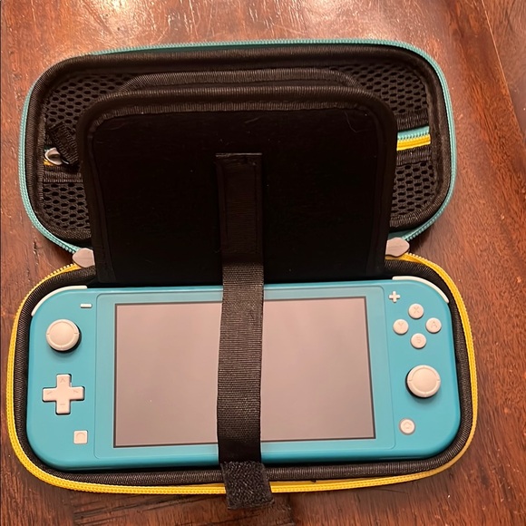 Nintendo Switch Lite Handheld Console Teal - Picture 9 of 16